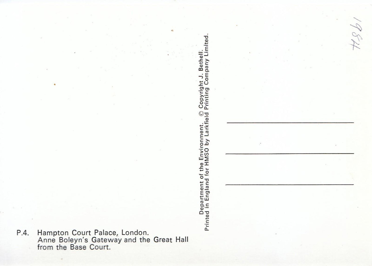 Middlesex Postcard - Hampton Court Palace, Anne Boleyn's Gateway   SM229