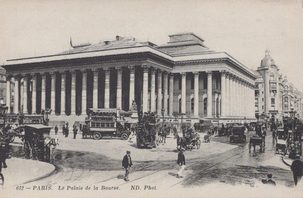 France Postcard - Paris, Le Palais De La Bourse   XT51