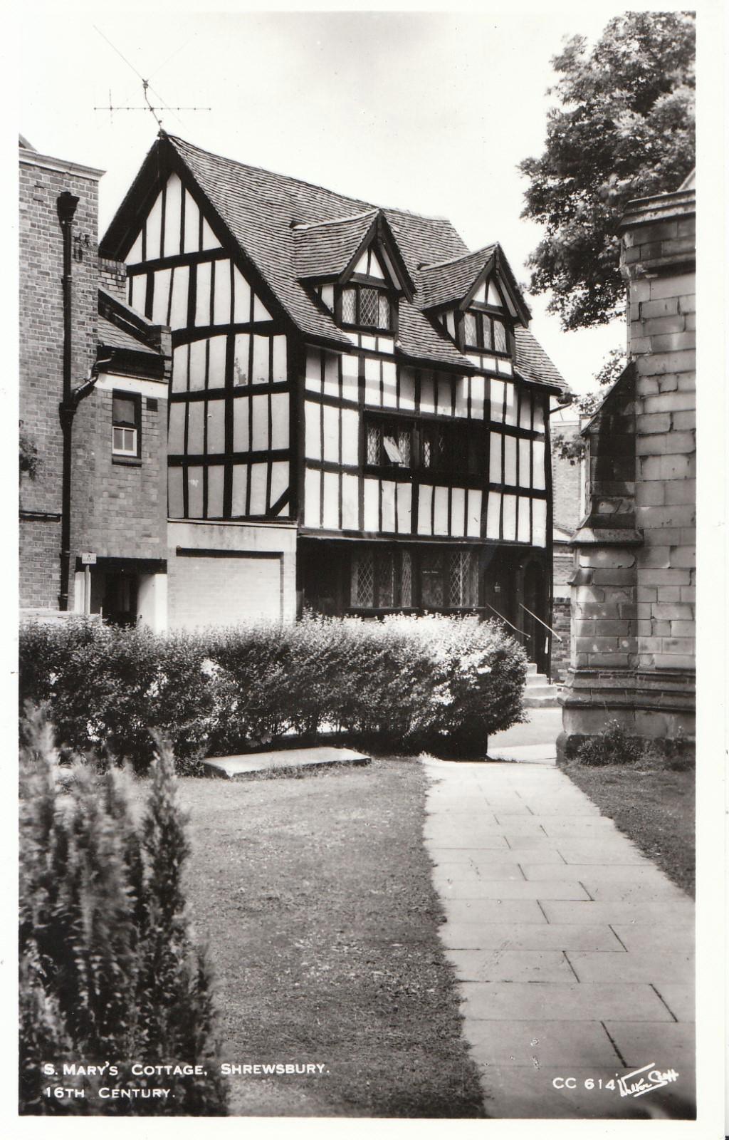 Shropshire Postcard - St Mary's Cottage, Shrewsbury   X547