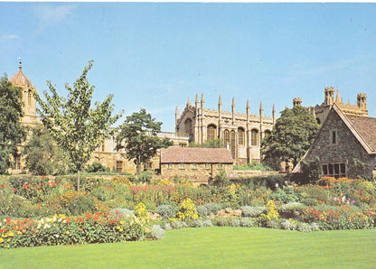 Oxfordshire Postcard - Christ Church, The Memorial Garden    SM153