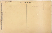 Load image into Gallery viewer, Shropshire Postcard - Shrewsbury - Old Gatehouse - Ref 8526A
