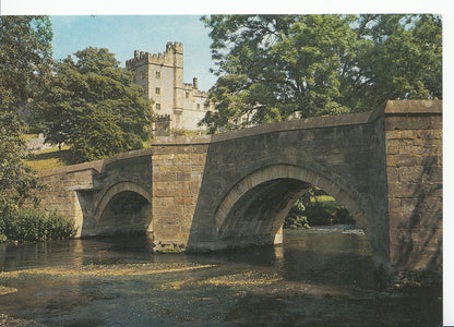 Derbyshire Postcard - Haddon Hall From The River Wye   EB101