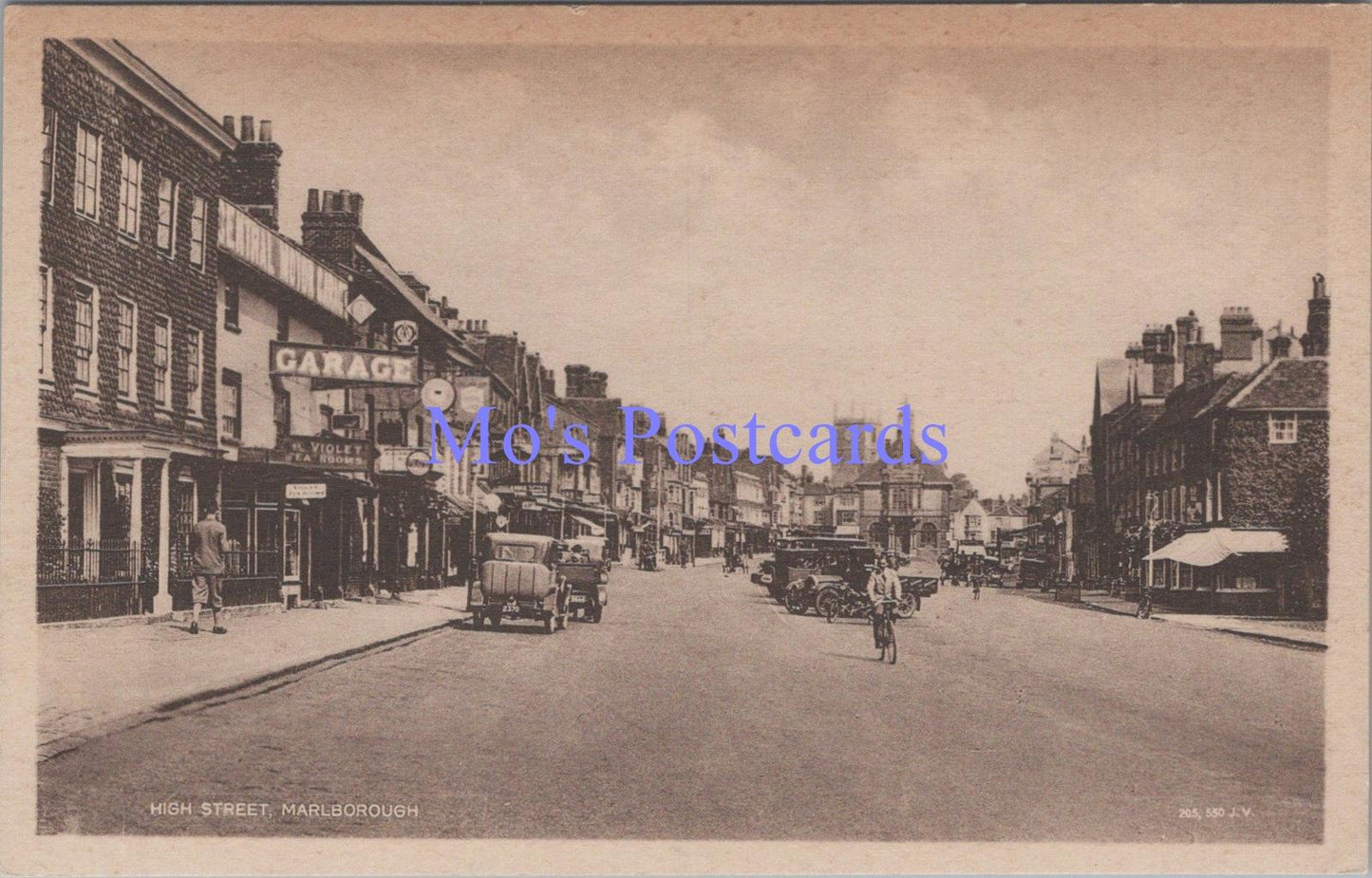 Wiltshire Postcard - Marlborough High Street    DC2085