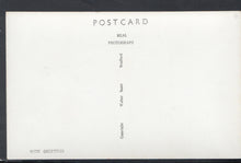 Load image into Gallery viewer, Yorkshire Postcard -Details of Carving in The Chapter House,York Minster RS17819
