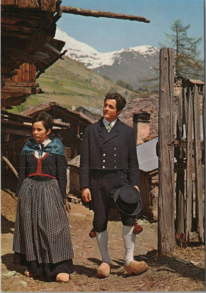 Italy Postcard: Fashion, Italian Costumes, Valle D'Aosta, Ayas Costumes RR13632