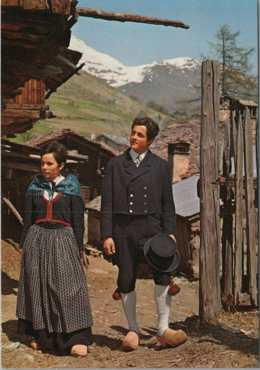 Italy Postcard: Fashion, Italian Costumes, Valle D'Aosta, Ayas Costumes RR13632