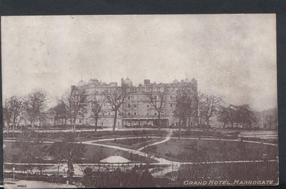Yorkshire Postcard - Grand Hotel, Harrogate   RS10074