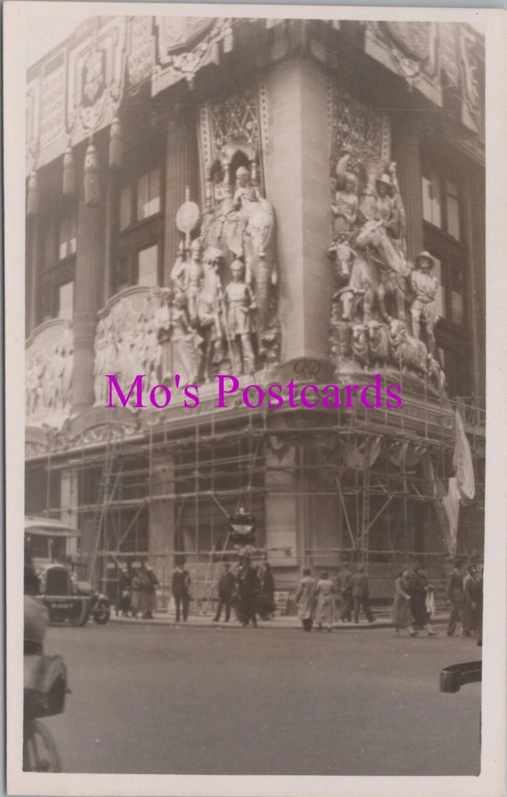 London Postcard - Selfridge’s Department Store, Coronation Decorations   RS39237