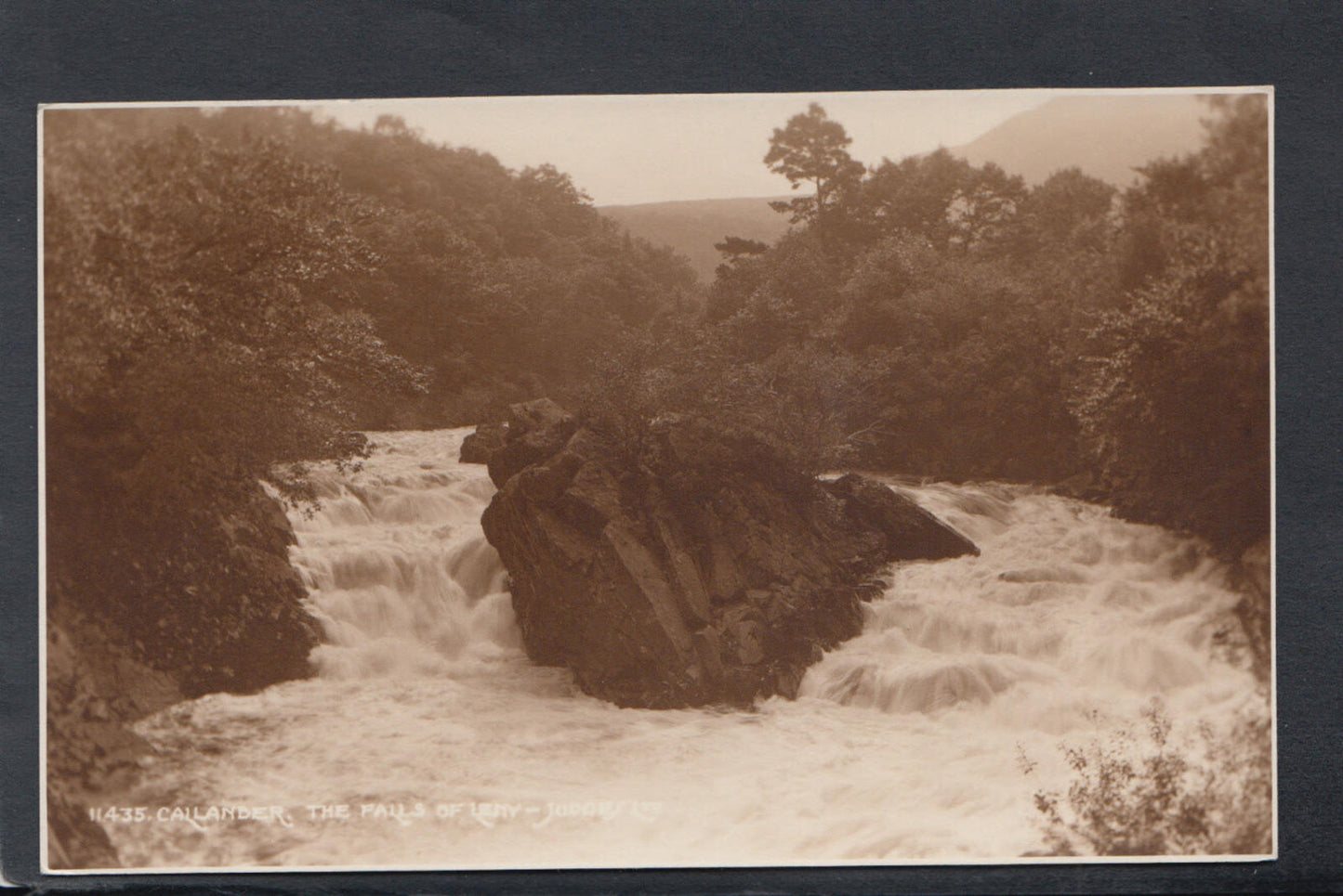 Scotland Postcard - Callander, The Falls of The Leny   RS14666