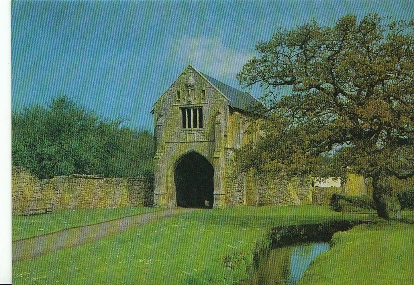 Somerset Postcard - Cleeve Abbey - Gatehouse from South East   AB375