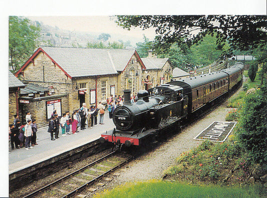 Railways Postcard - Keighley and Worth Valley Railway, Haworth Station   EB243