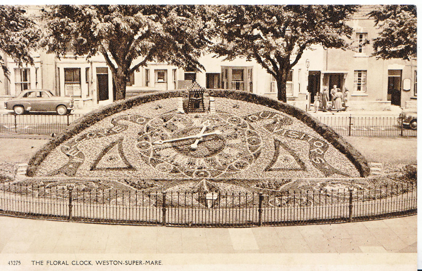Somerset Postcard - The Floral Clock, Weston super Mare   SL2170