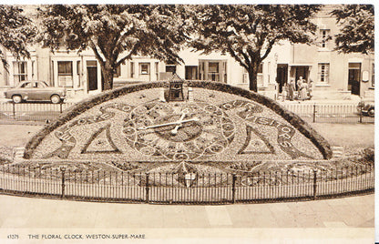 Somerset Postcard - The Floral Clock, Weston super Mare   SL2170