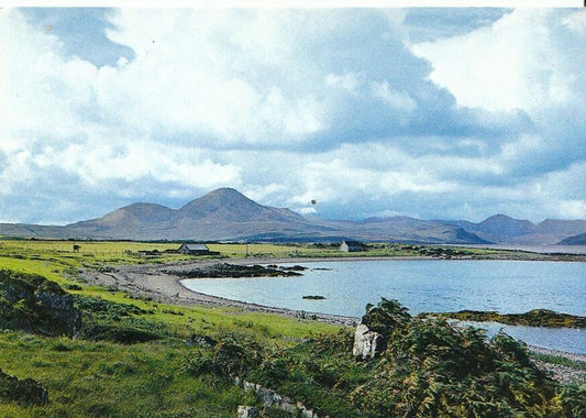 Scotland Postcard - The Red Hills of Skye   AB274