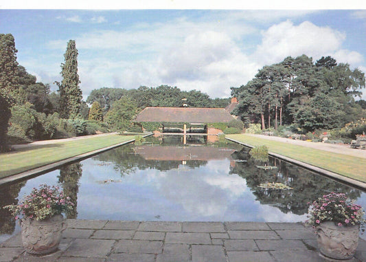 Surrey Postcard - The Royal Horticultural Society's Garden, Wisley  SM286