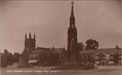 Yorkshire Postcard - Feversham Monument, Helmsley  XT149