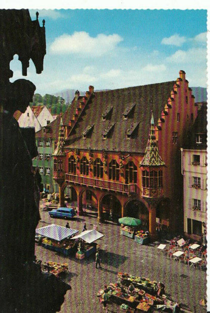 Germany Postcard - Freiburg im Breisgau - Munsterplatz und Kaufhaus   12562A