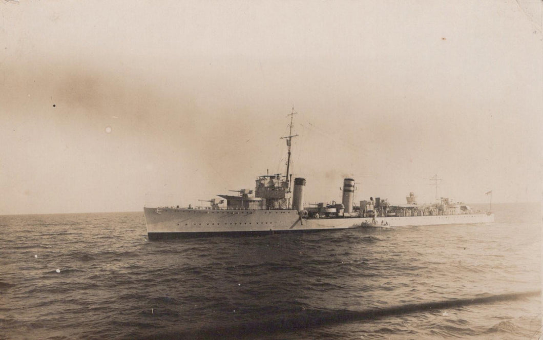 Naval History Postcard - H.M.Stuart, 2nd Destroyer Flotilla, Malta 1927 - XT59
