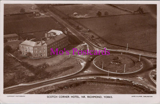Yorkshire Postcard - Scotch Corner Hotel, Near Richmond - RP - RS38939