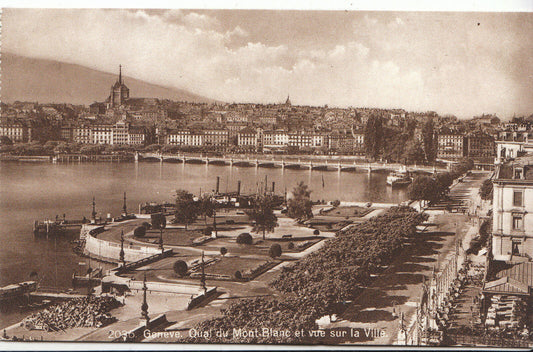 Switzerland Postcard - Geneve - Qual Du Mont-Blanc Et Vue Sur La Ville    ZZ2344