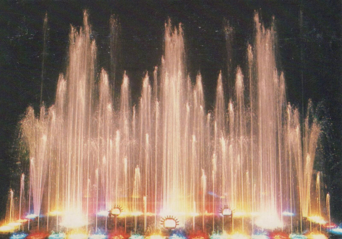 Cheshire Postcard - Illuminated Musical Fountain, Stapeley Water Gardens  RRR529
