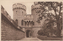 Load image into Gallery viewer, Berkshire Postcard - Windsor Castle - Norman Gate  RS24634
