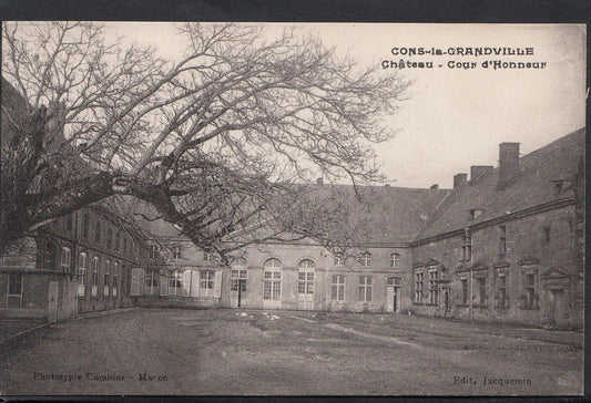 France Postcard - Cons-La-Grandville Chateau, Cour d'Honneur  RS1314