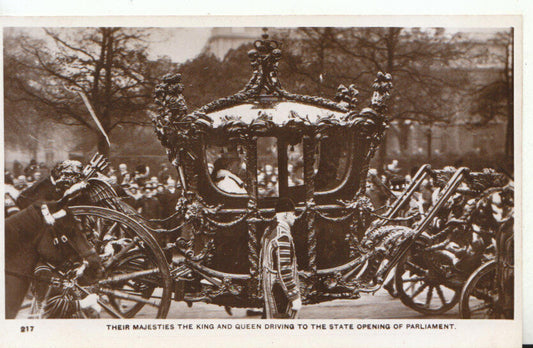 Royalty Postcard - Their Majesties The King and Queen    TZ4919