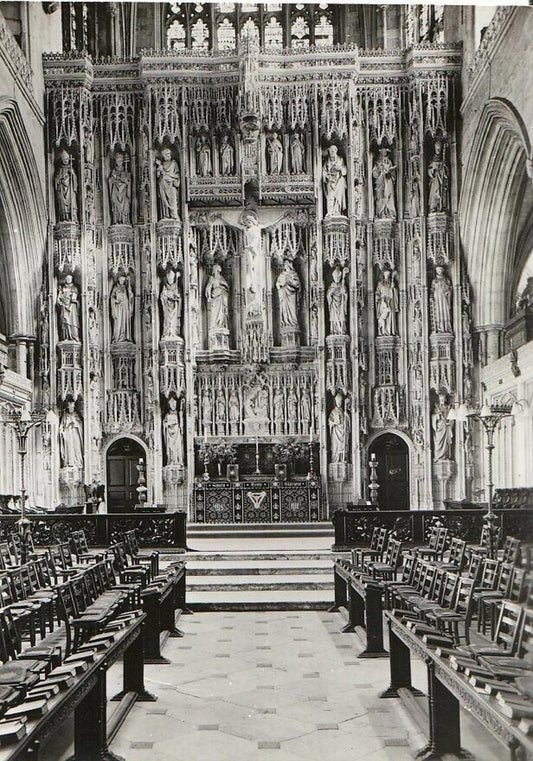 Hampshire Postcard - Winchester Cathedral, The Great Screen  AB310