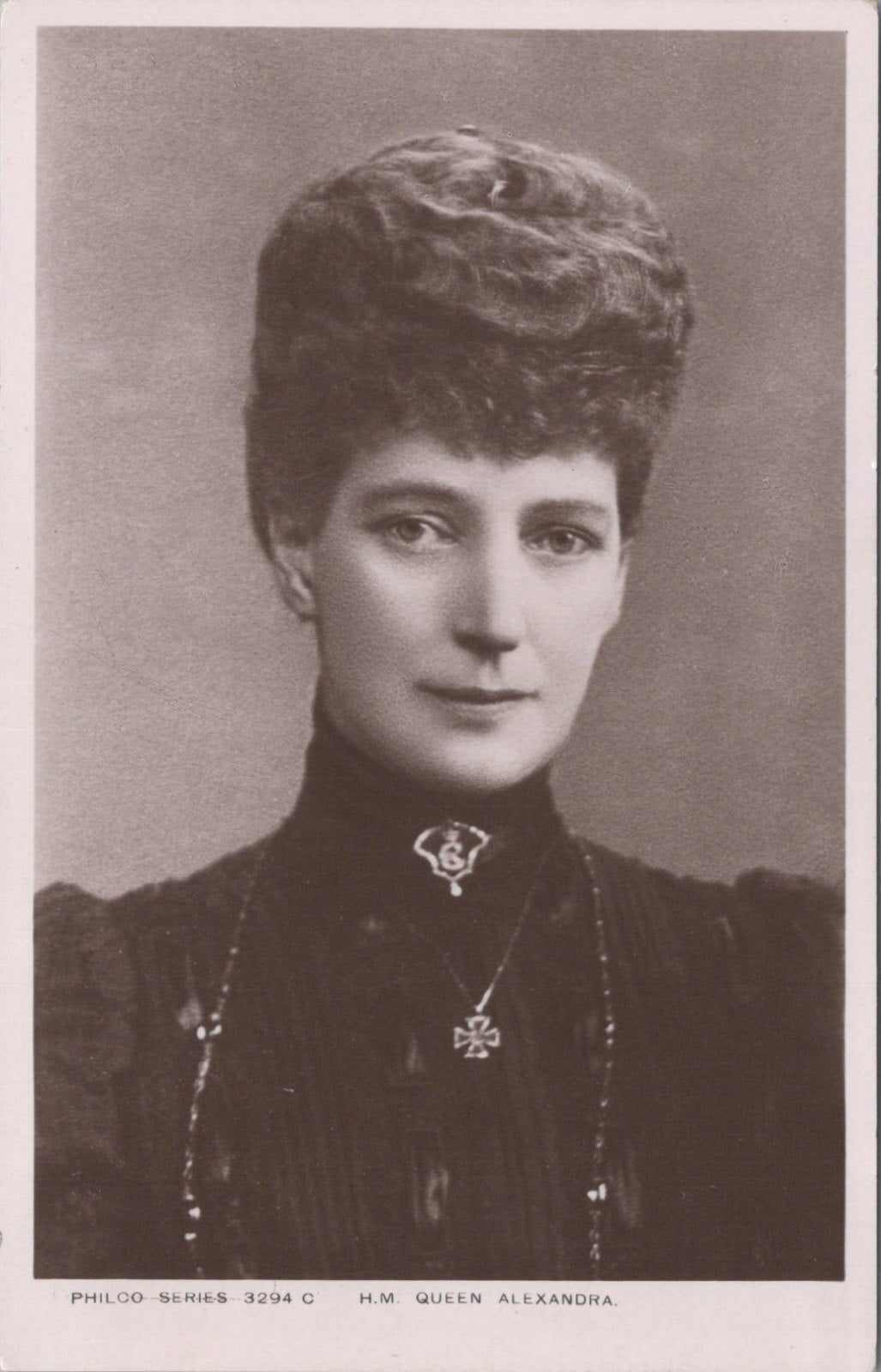 Royalty Postcard: HM Queen Alexandra Souvenir Visit Caerphilly 1907 XT3595