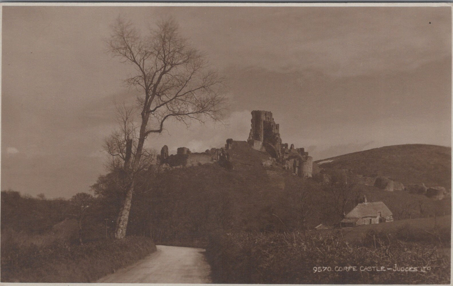 Dorset Postcard: Corfe Castle Ruins, Distant View, Country Road 1920's XT3558