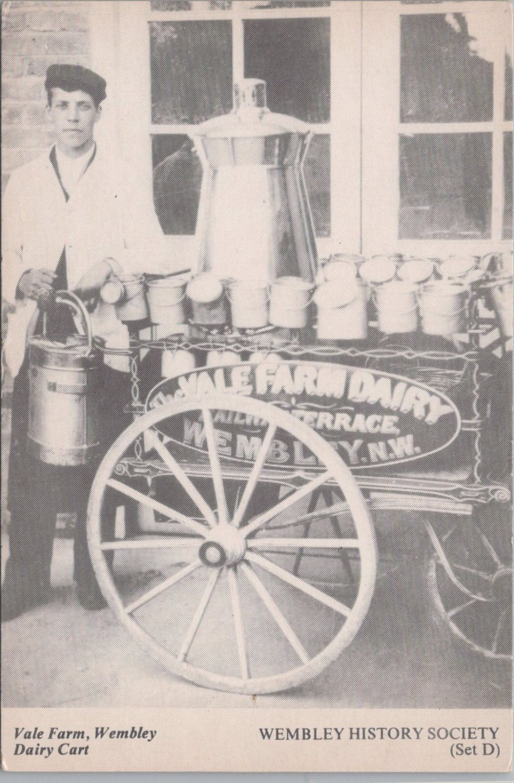Middlesex Postcard: Wembley Vale Farm Dairy Horse Cart Milkman 1970's XT5057