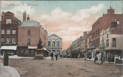 Berkshire Postcard: Windsor High Street East Queen Victoria Statue Town XT5088