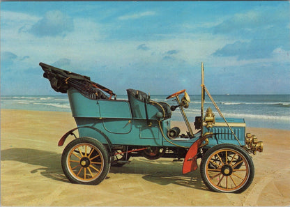 Automobile Postcard: Queen 1905 Veteran Car American Beach Scene 1960’s XT5351
