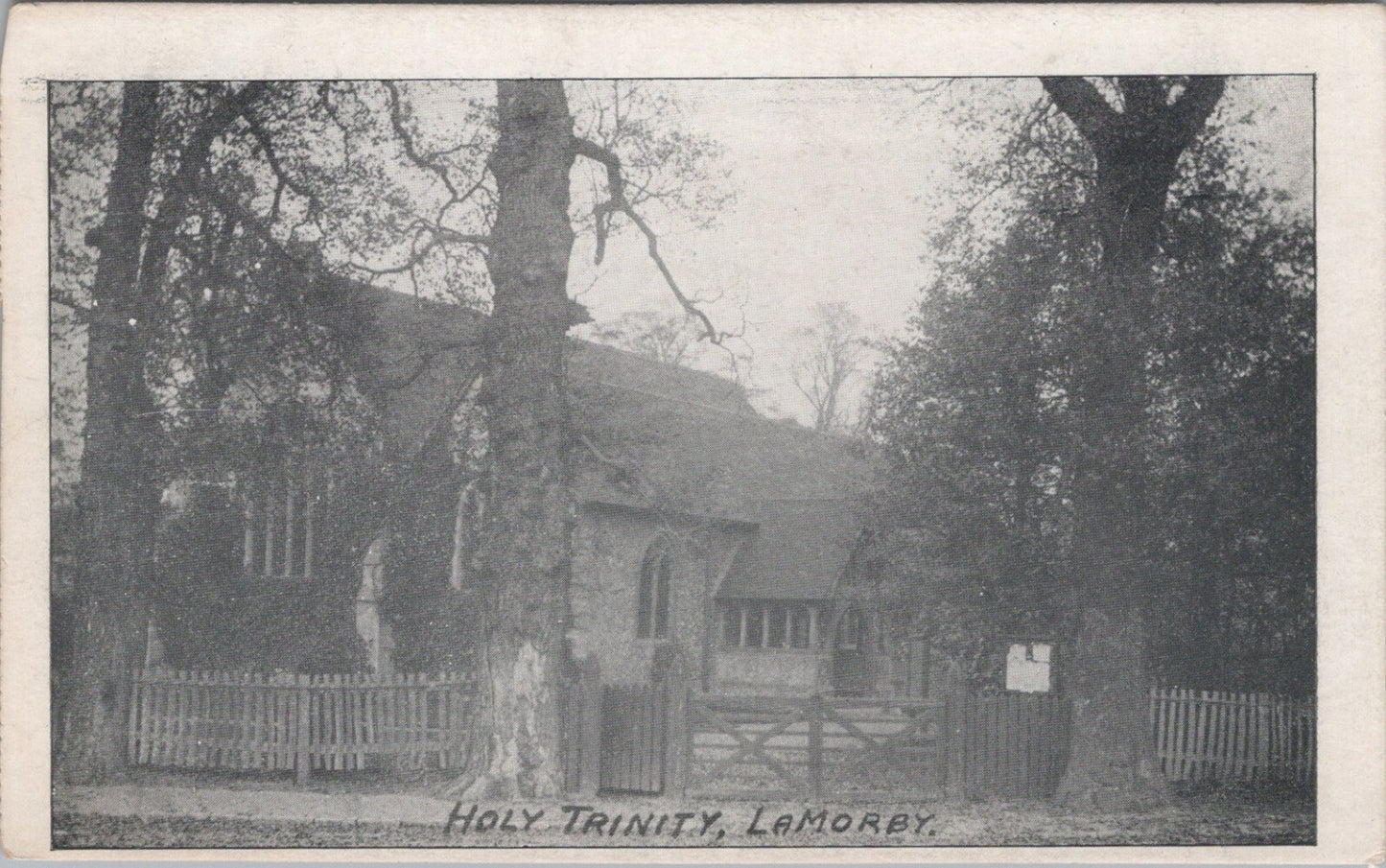 Kent Postcard: Holy Trinity Church Lamorby, Sidcup Gated Entryway, 1900's XT3900