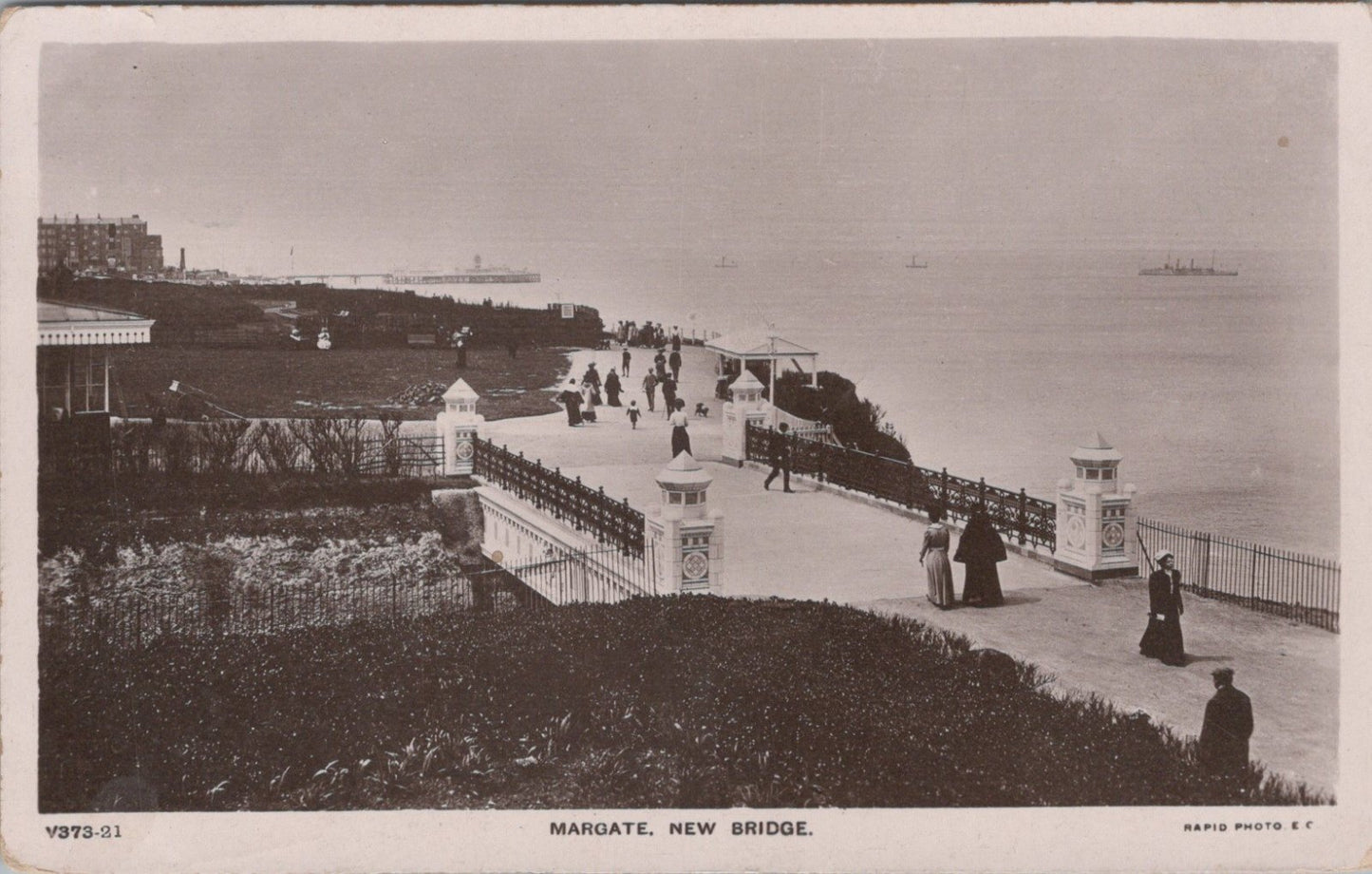 Kent Postcard: Margate New Bridge Cliftonville Promenade Seaside XT3454