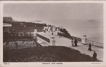 Kent Postcard: Margate New Bridge Cliftonville Promenade Seaside XT3454