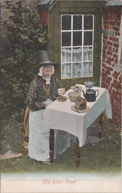 Fashion Postcard: Llanrwst, Old Ellen Lloyd Traditional Welsh Costume 1900's XT4154