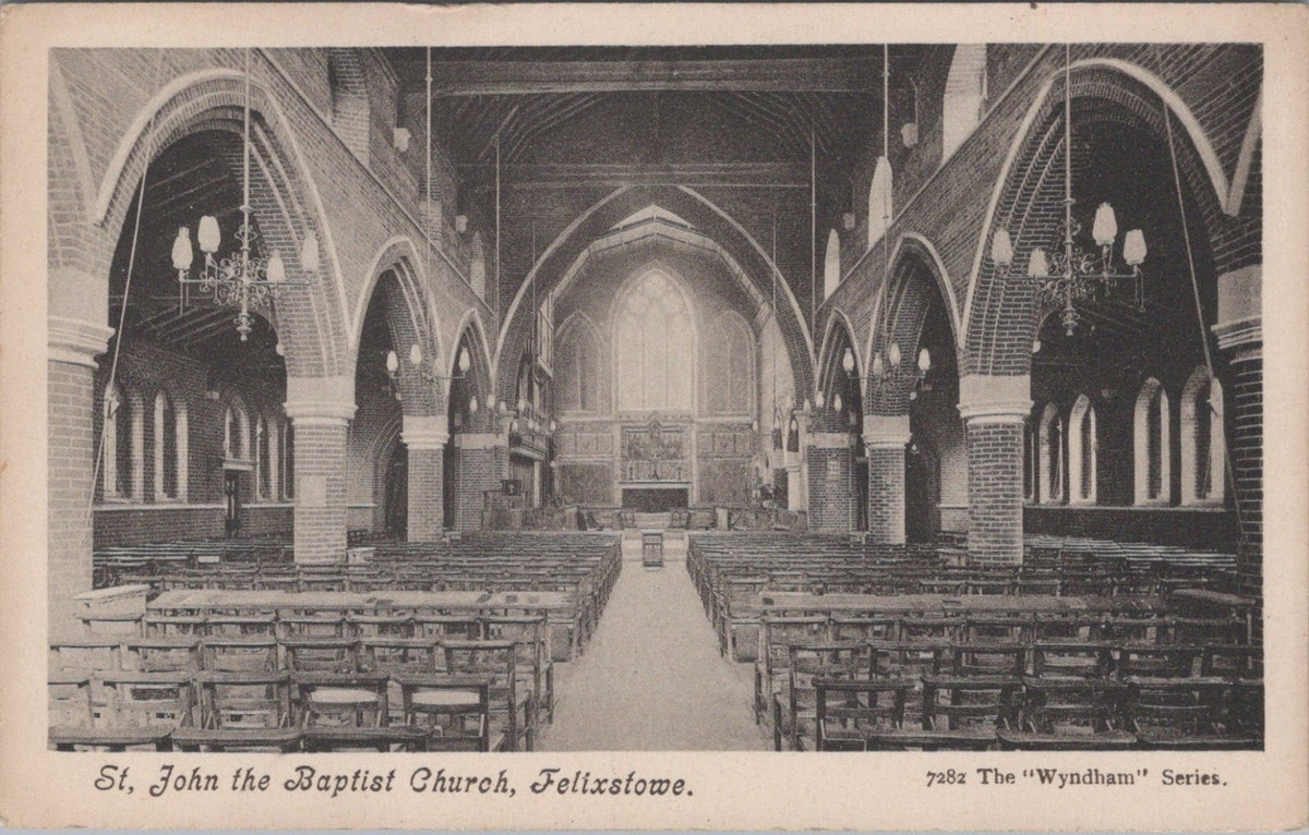 Suffolk Postcard: Felixstowe St John Baptist Church Interior XT5563