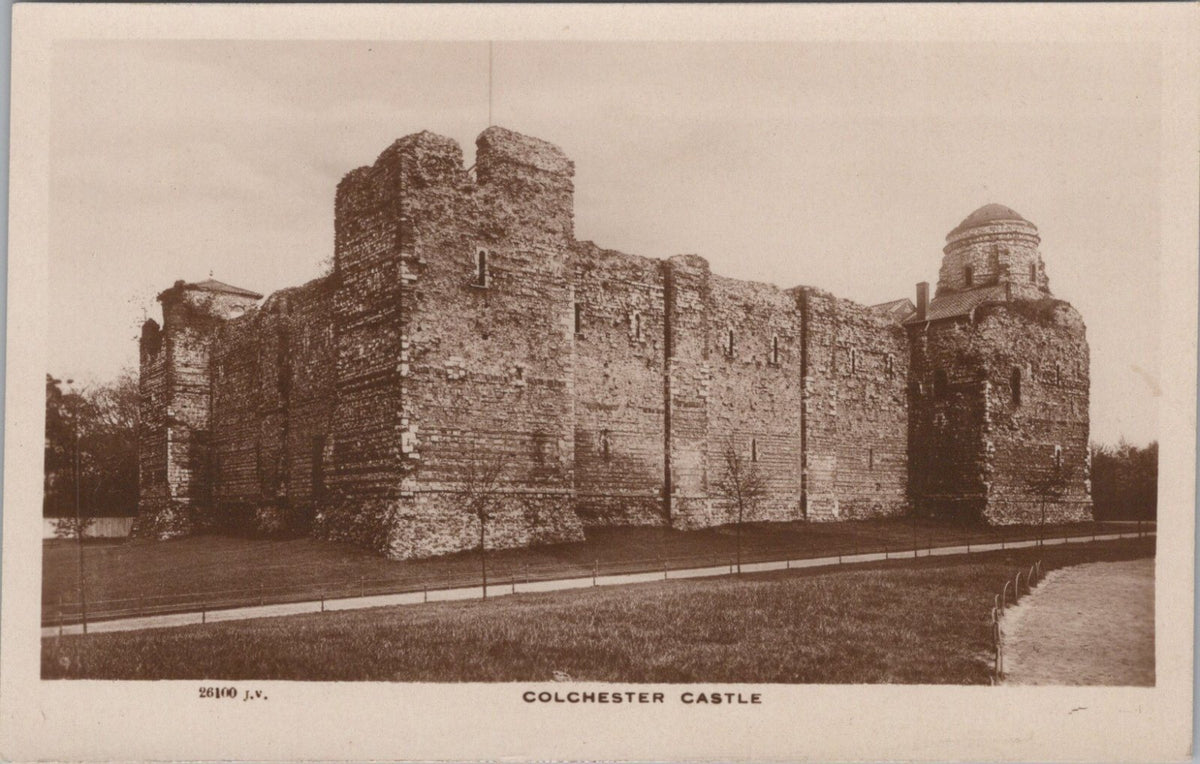 Essex Postcard: Colchester Castle Norman Keep Medieval Fortress RPPC 1920s XT5005