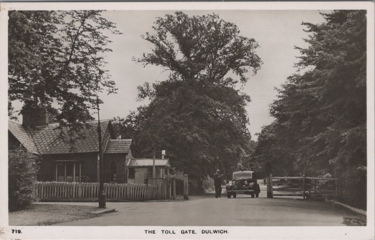 London Postcard: Dulwich College Road Toll Gate Cottage RPPC 1950's XT5046