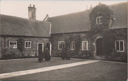 Norfolk Postcard: Trinity Hospital Almshouses Castle Rising Ladies 1910s XT5380