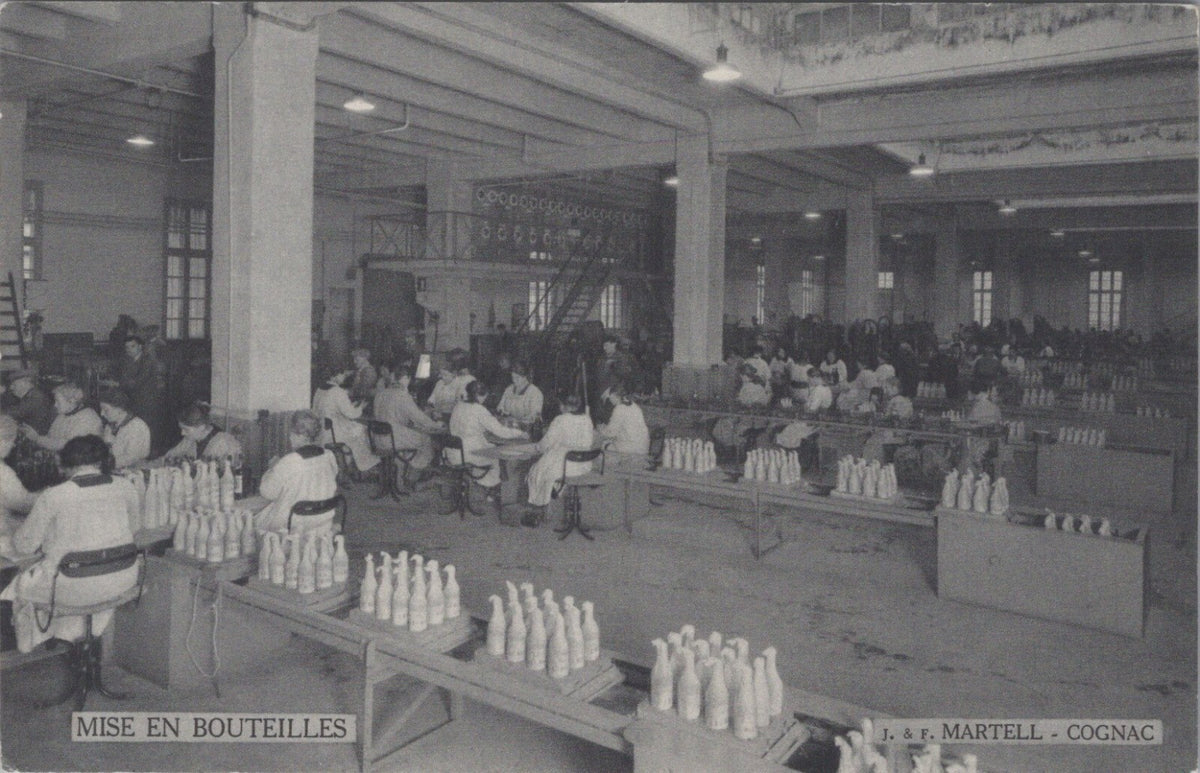 France Postcard: Martell Cognac Distillery Factory Bottling Plant XT5492