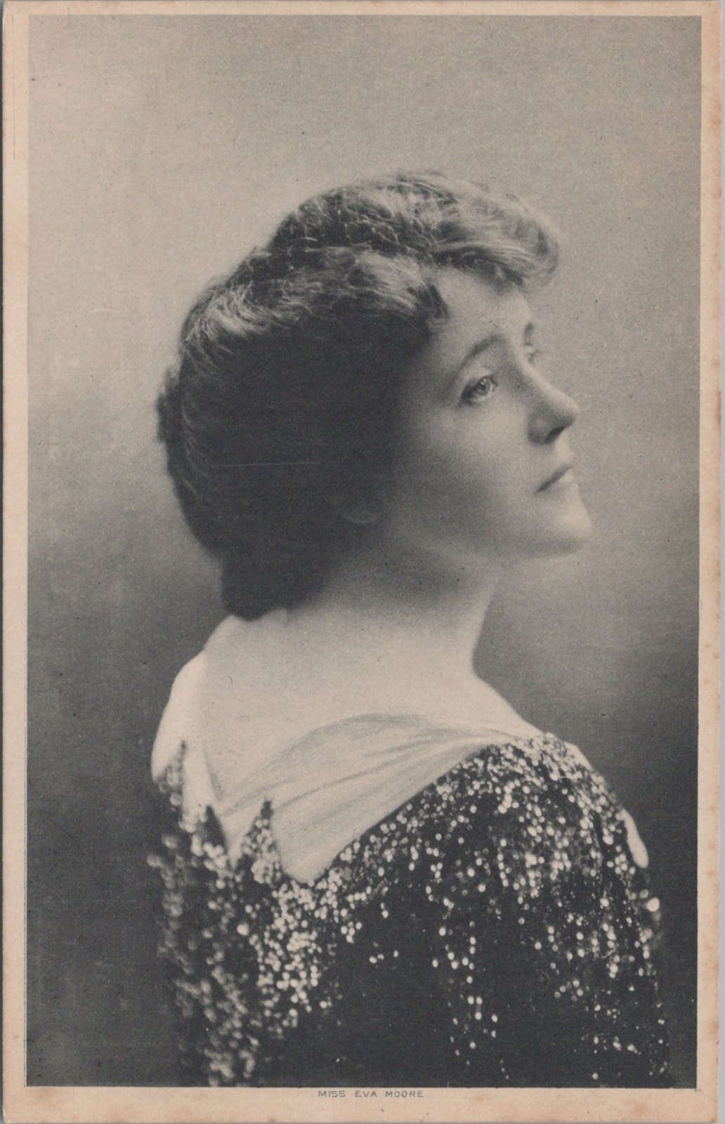 Actress Postcard: Miss Eva Moore Profile Sequin Dress Portrait 1900s XT5422