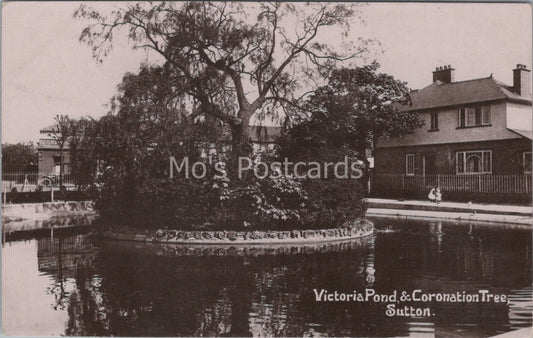 Surrey Postcard: Sutton Victoria Pond Coronation Tree House 1912 XT3668