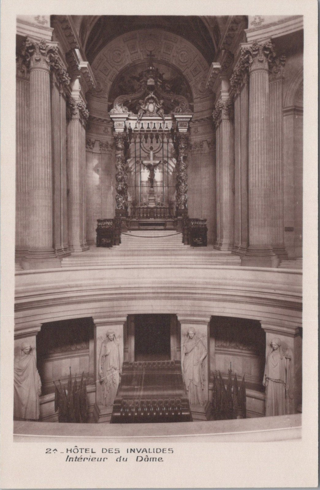 France Postcard:Paris Hotel des Invalides, Interieur du Dome Altar 1930's XT5171