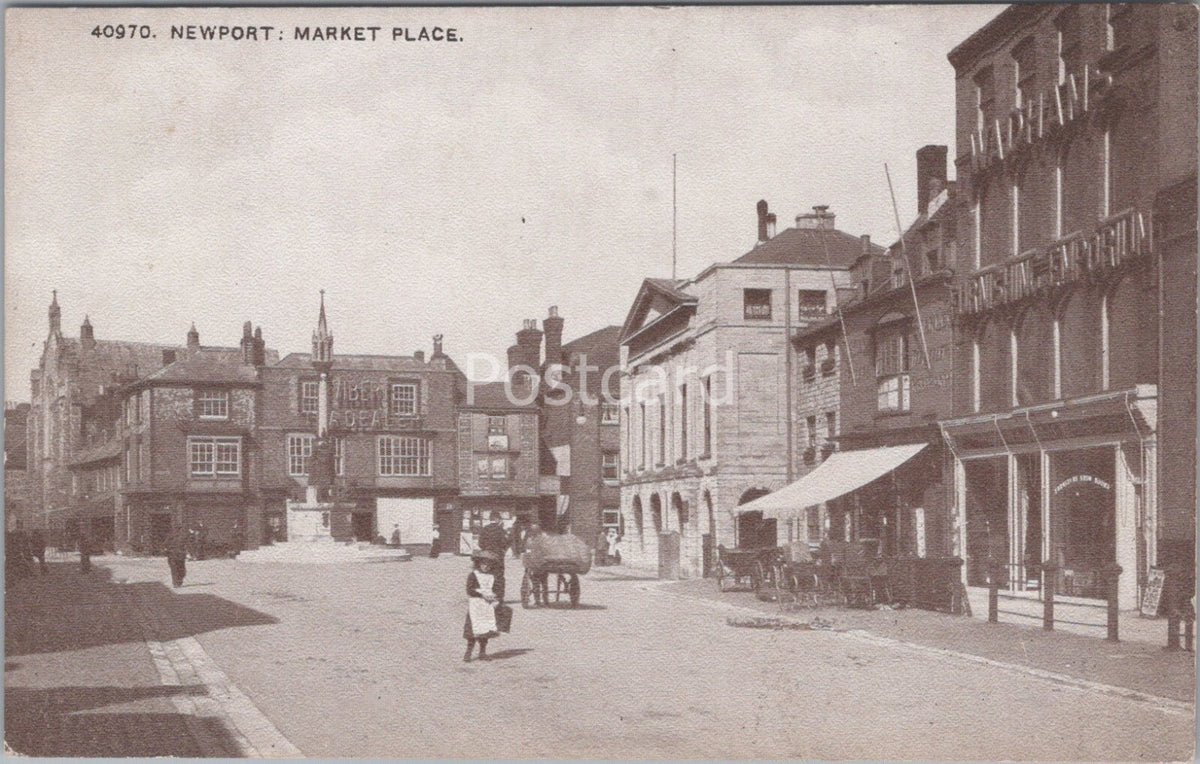 Isle of Wight Postcard: Newport Market Place Town Hall Street 1900s XT5081