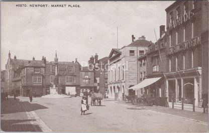 Isle of Wight Postcard: Newport Market Place Town Hall Street 1900s XT5081