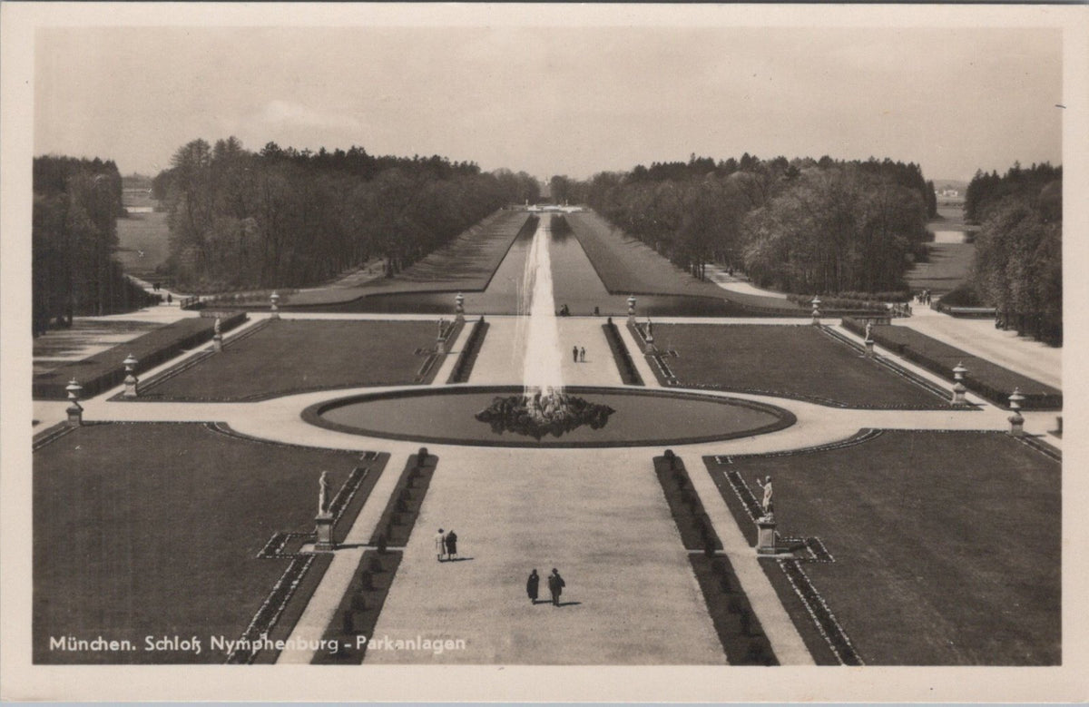 Germany Postcard: Munchen Schloss Nymphenburg Parkanlagen Fountain RPPC 20379A