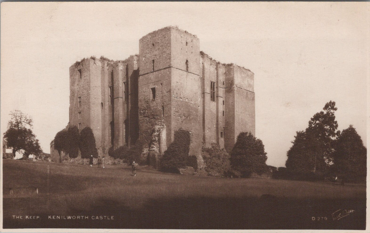 Warwickshire Postcard: Kenilworth Castle, The Keep Ruins RPPC 1930s XT5305